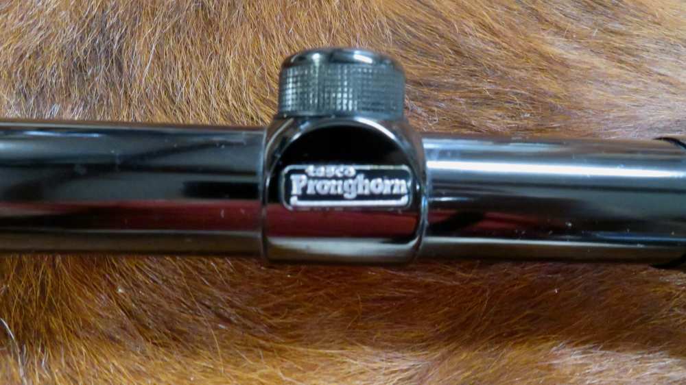 Tasco Pronghorn PH4X32 Fixed Power Riflescope-img-1