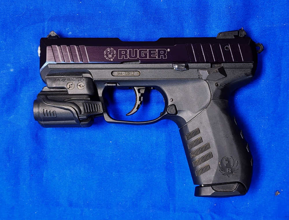RUGER SR22P .22LR 3.5" W/ CRIMSON TRACE LIGHT - EXCELLENT-img-1