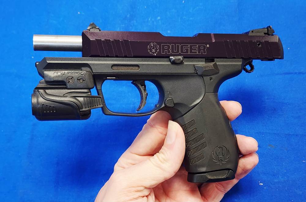 RUGER SR22P .22LR 3.5" W/ CRIMSON TRACE LIGHT - EXCELLENT-img-6