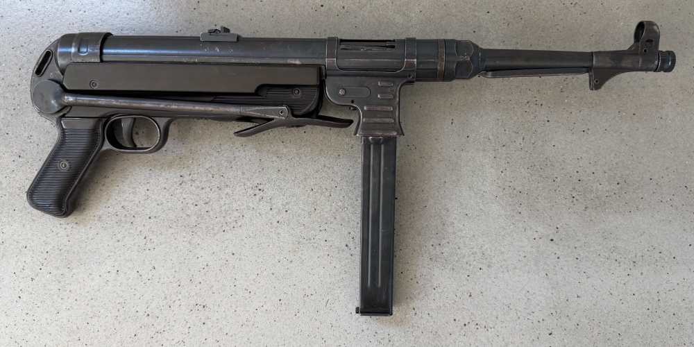 Transferable C&R German MP40 Submachine Gun-img-1