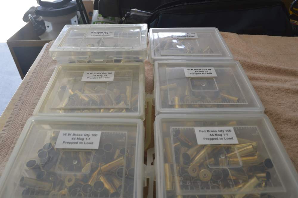Brass, Win & Fed 44 mag 1-f clean ready to load-img-0