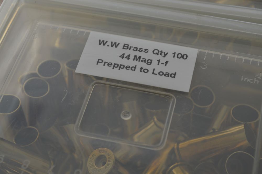 Brass, Win & Fed 44 mag 1-f clean ready to load-img-2