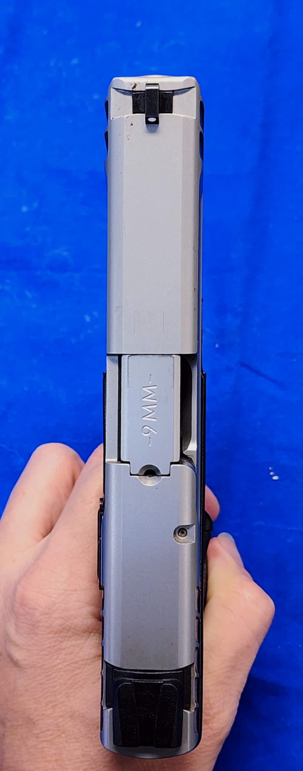 SMITH & WESSON SD9VE 9MM 4" TWO-TONE STAINLESS - EXCELLENT-img-3