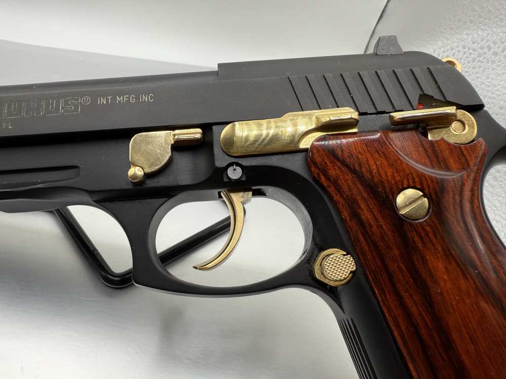 Taurus PT 92 AF 9mm Matte black with gold Accents-img-3
