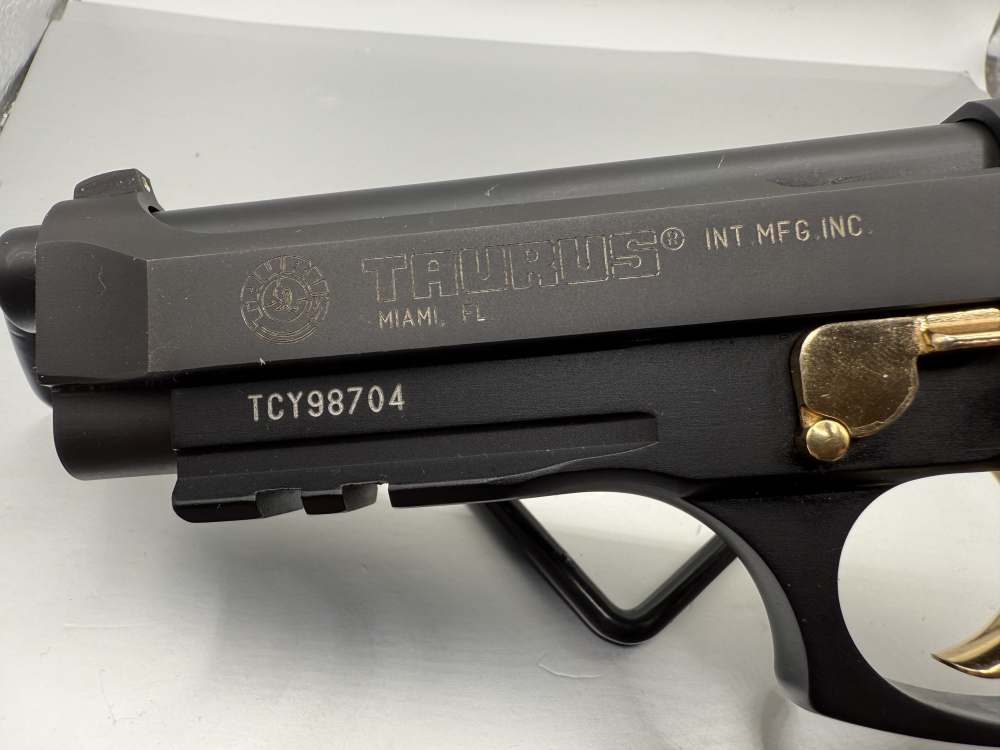 Taurus PT 92 AF 9mm Matte black with gold Accents-img-6