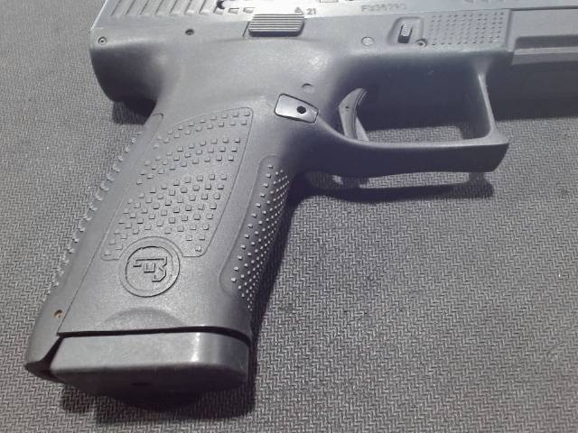 CZ P-10 C Pistol Cal: 9 MM Semi-Automatic -img-7