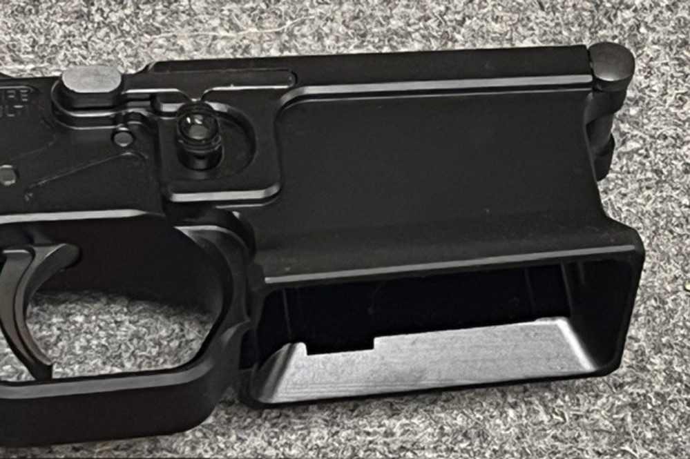 Sharps Brothers Livewire Ambidextrous / Magpul AR-15 complete lower receive-img-2