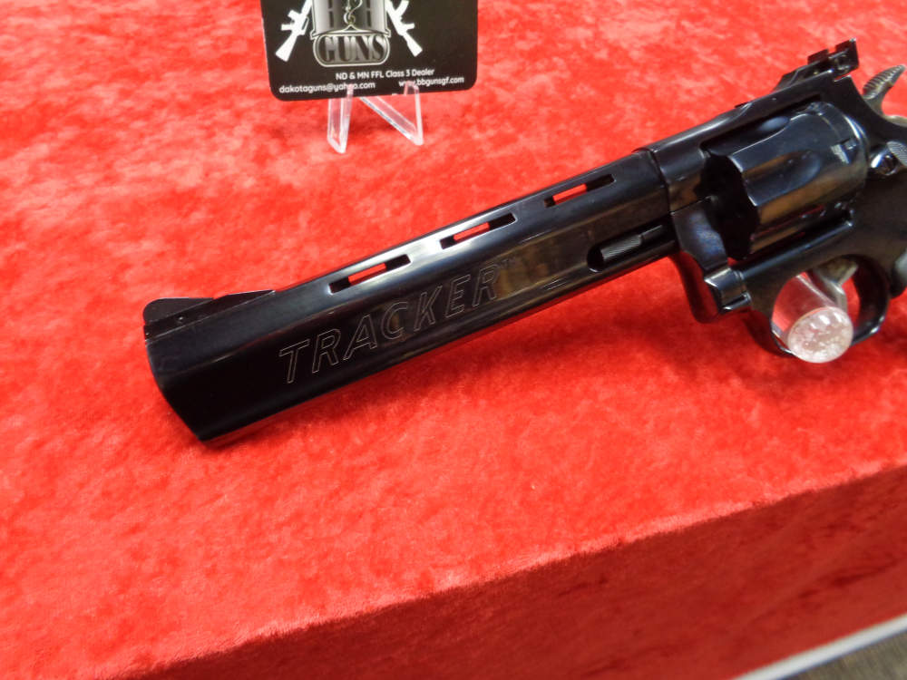 Taurus TRACKER 17 HMR 7 Shot Revolver 6.5" Barrel SA/DA WE TRADE & BUY GUNS-img-4