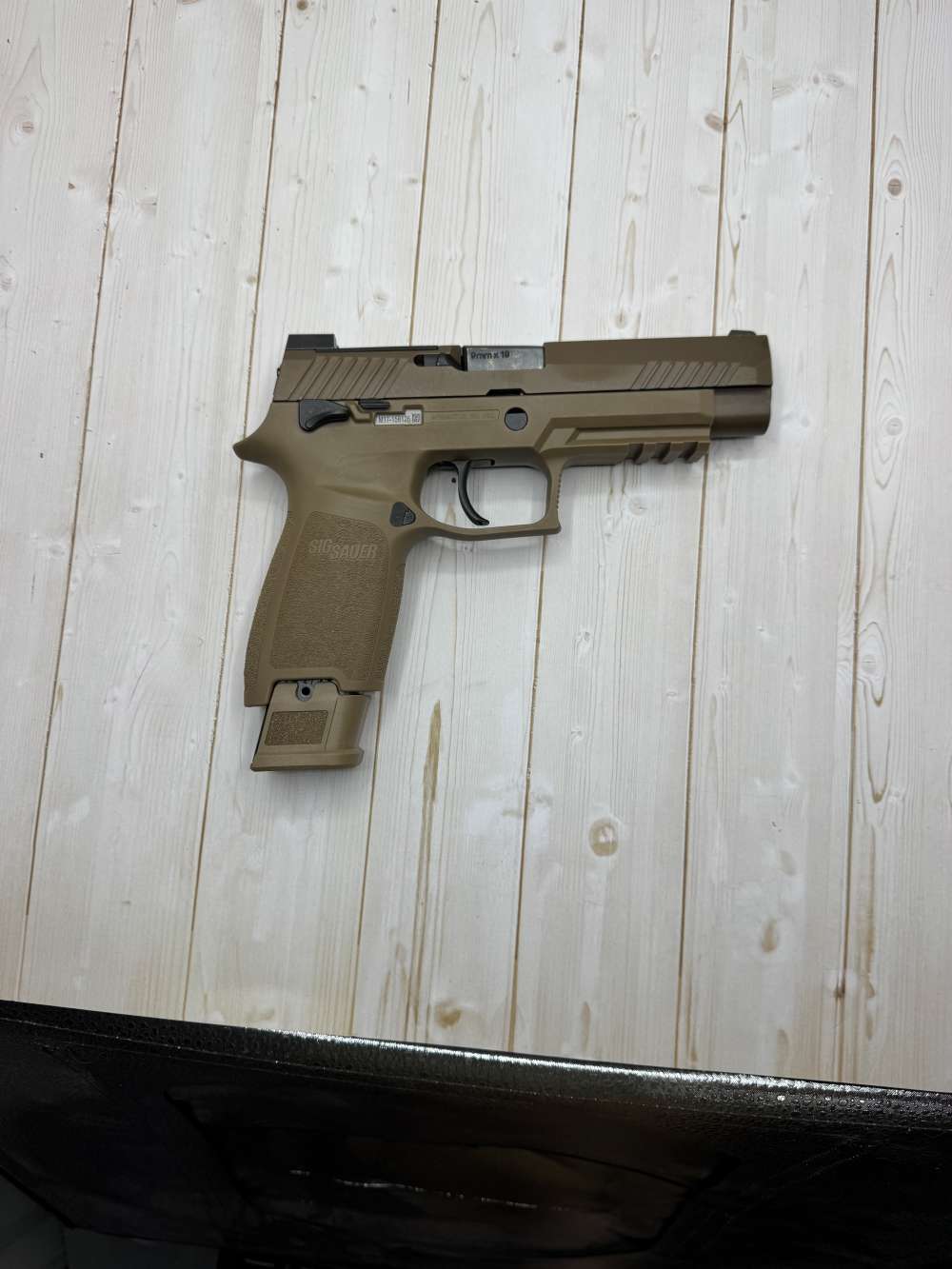 Sig Sauer M17 9mm-img-3