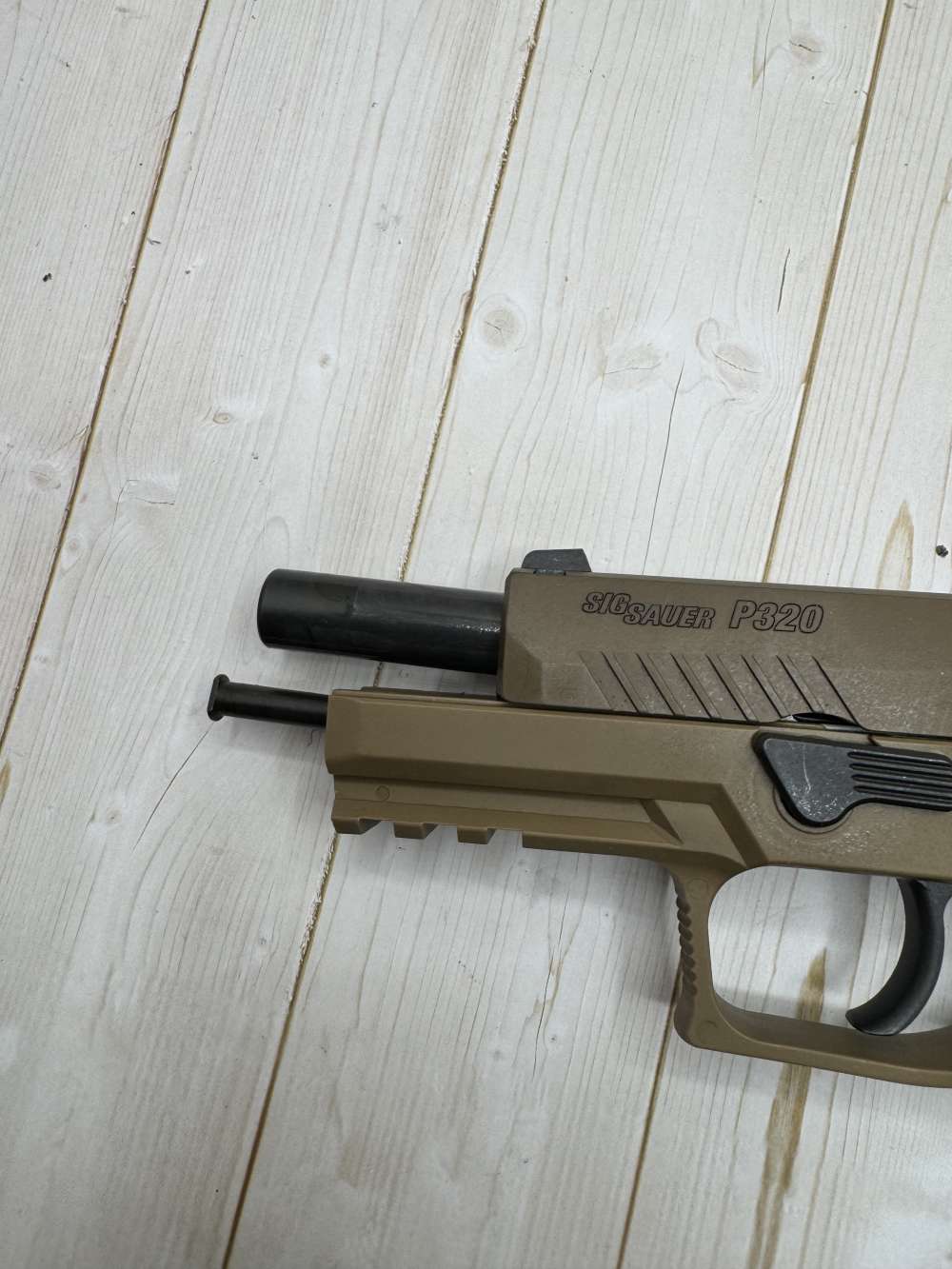 Sig Sauer M17 9mm-img-4