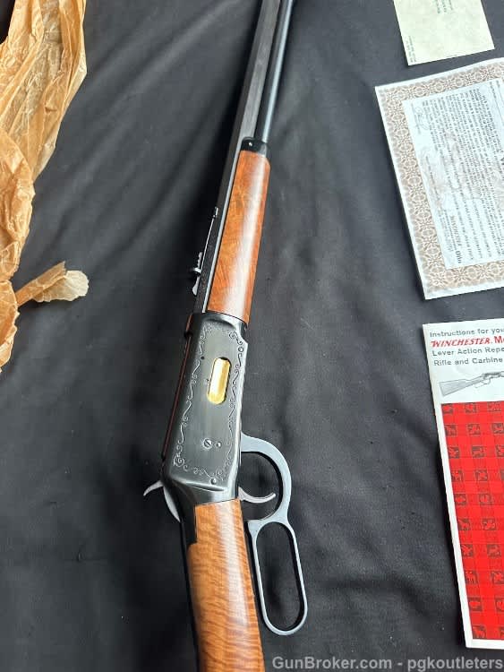 BOXED WINCHESTER MODEL 94 CLASSIC LEVER ACTION SHORT RIFLE-img-14