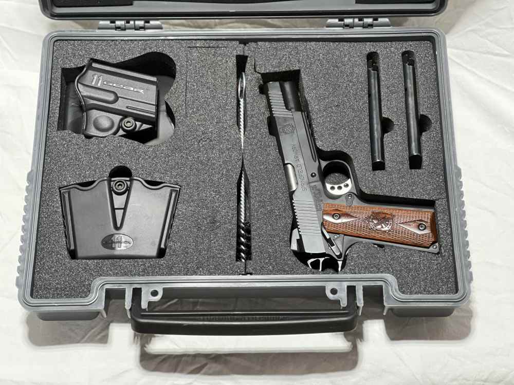 Springfield Armory 1911 Operator .45 ACP – With Hard Case, Holster, and 2 M-img-0