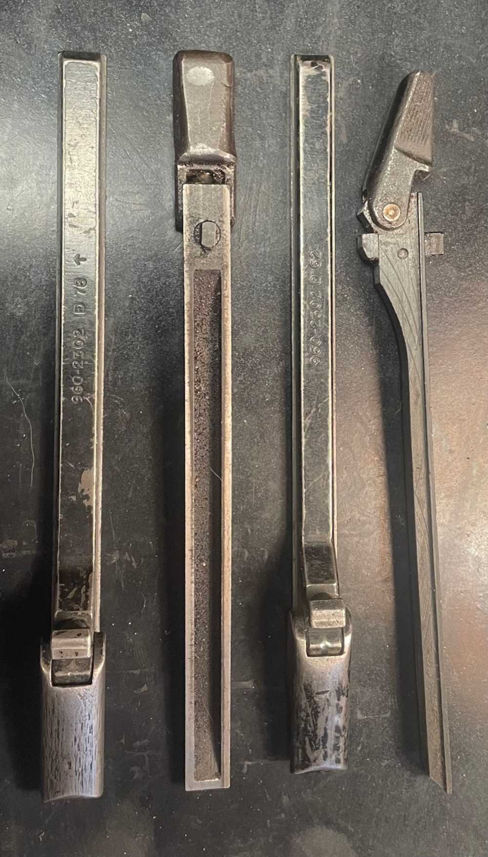 L1A1 Charging Handle, Both British and Australian & Canadian FREE Shipping!-img-0