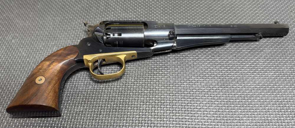 Remington 1858 New Army replica revolver by Pietta VG COND 2015-img-0