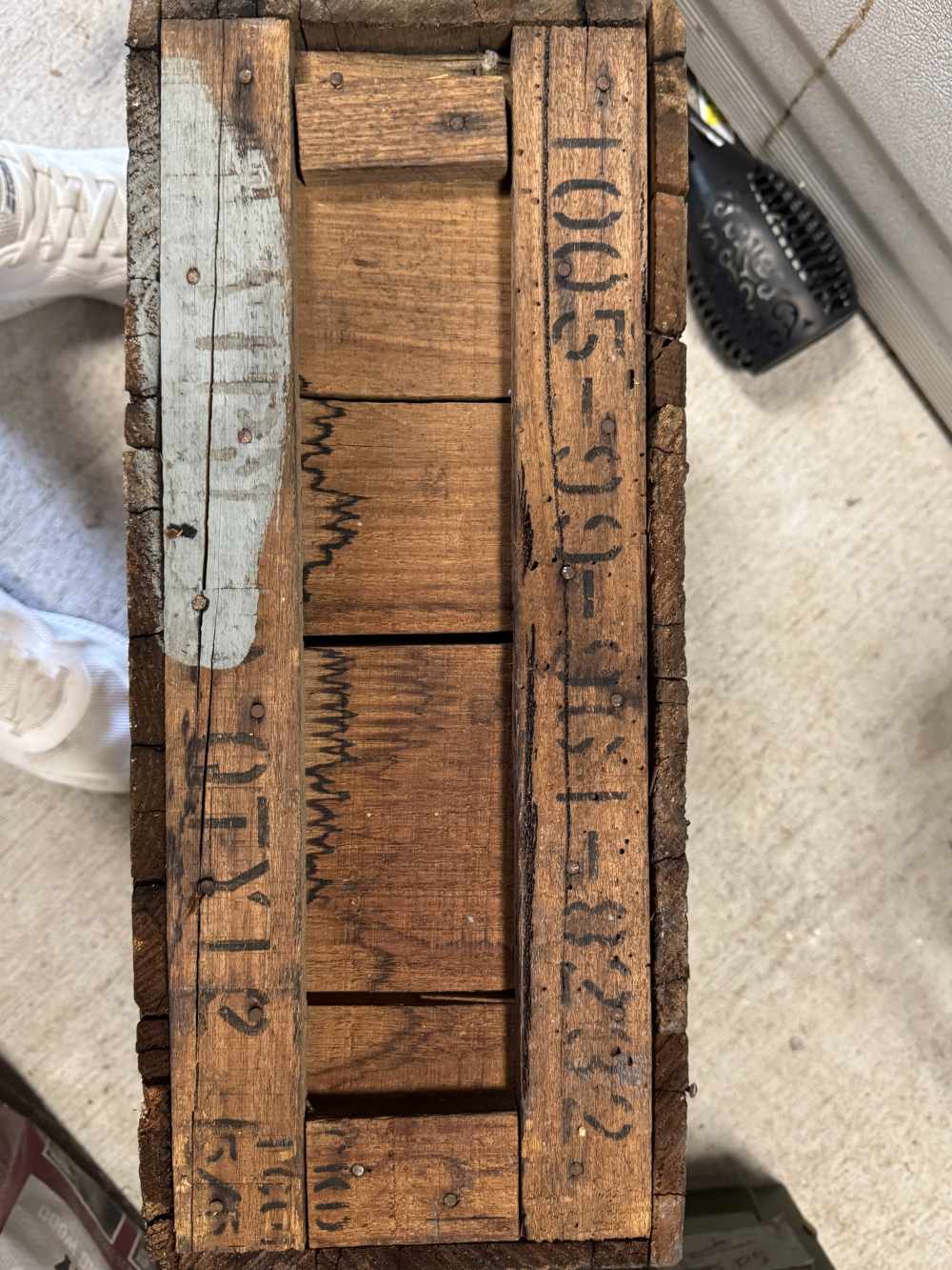 Brand NEW Vickers Belts in original crate-img-3