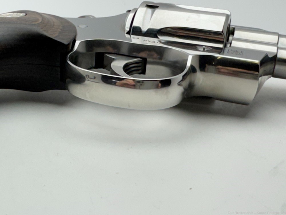 Colt Python 6" Barrel 357 Magnum Mint Condition With Factory Case-img-17