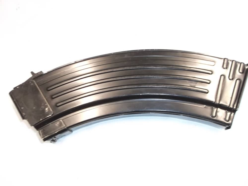 ONE GOOD CONDITION AK47 MAGAZINE for 7.62X39MM HOLDS 30 ROUNDS-img-1