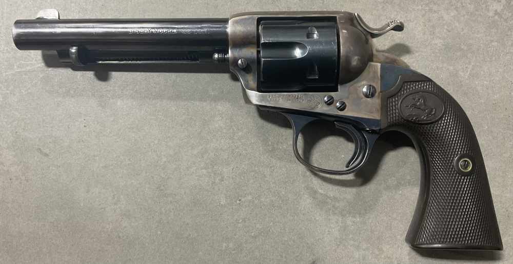 Colt Bisley 38 Colt. 5 1/2in rare caliber and barrel length -img-3