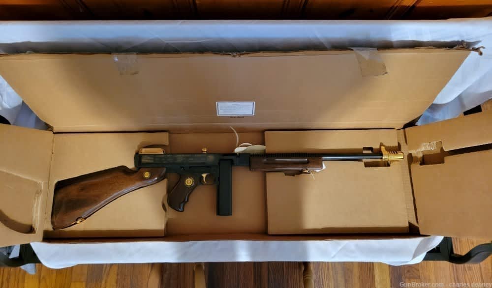 Vietnam War Commemorative Thompson -img-1