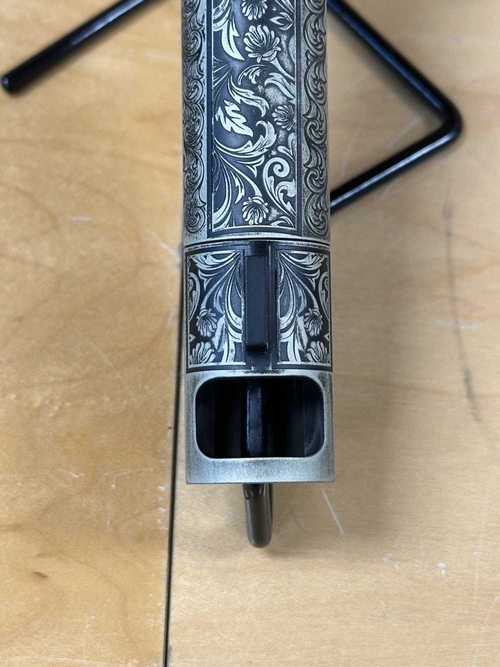 Custom 1986 Colt MK IV Series 80 Government 38 Super engraved 1911 Bar Sto -img-10