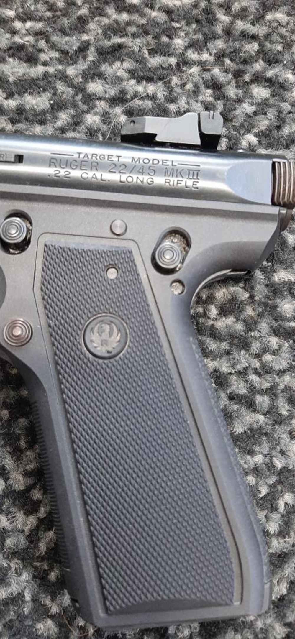 RUGER PISTOL TARGET 22/45 MKIII TWO MAGS IN ORG CASE-img-5
