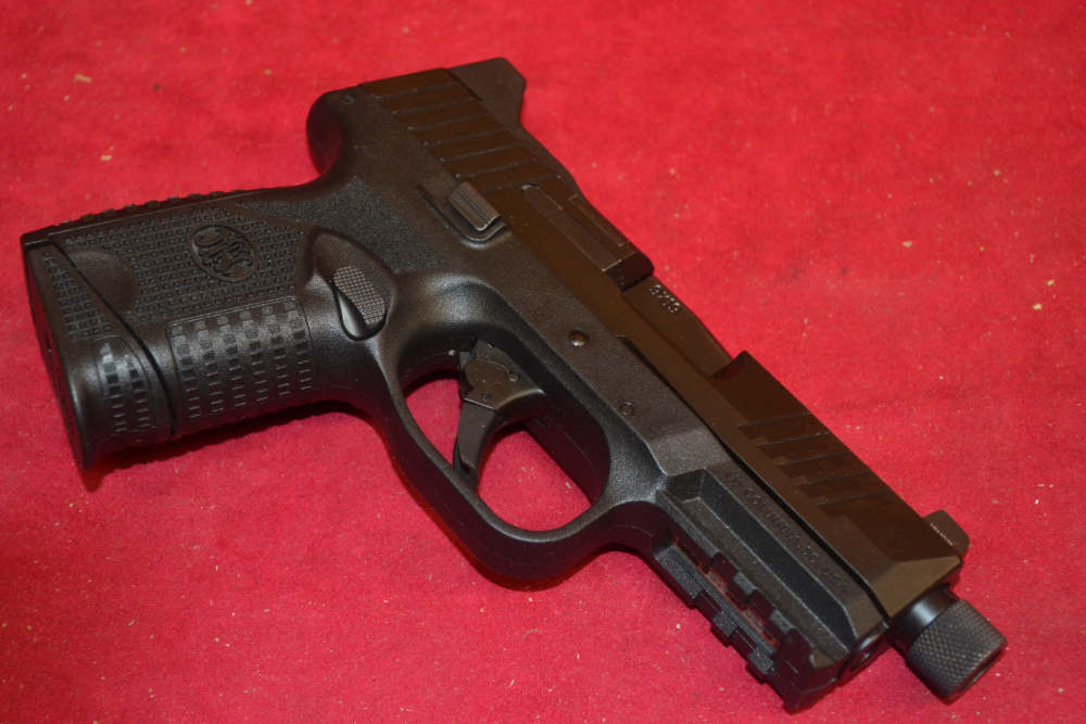 FN 509 Compact Tactical 9mm 4.25"Threaded Barrel, Used Like New Condition.-img-3