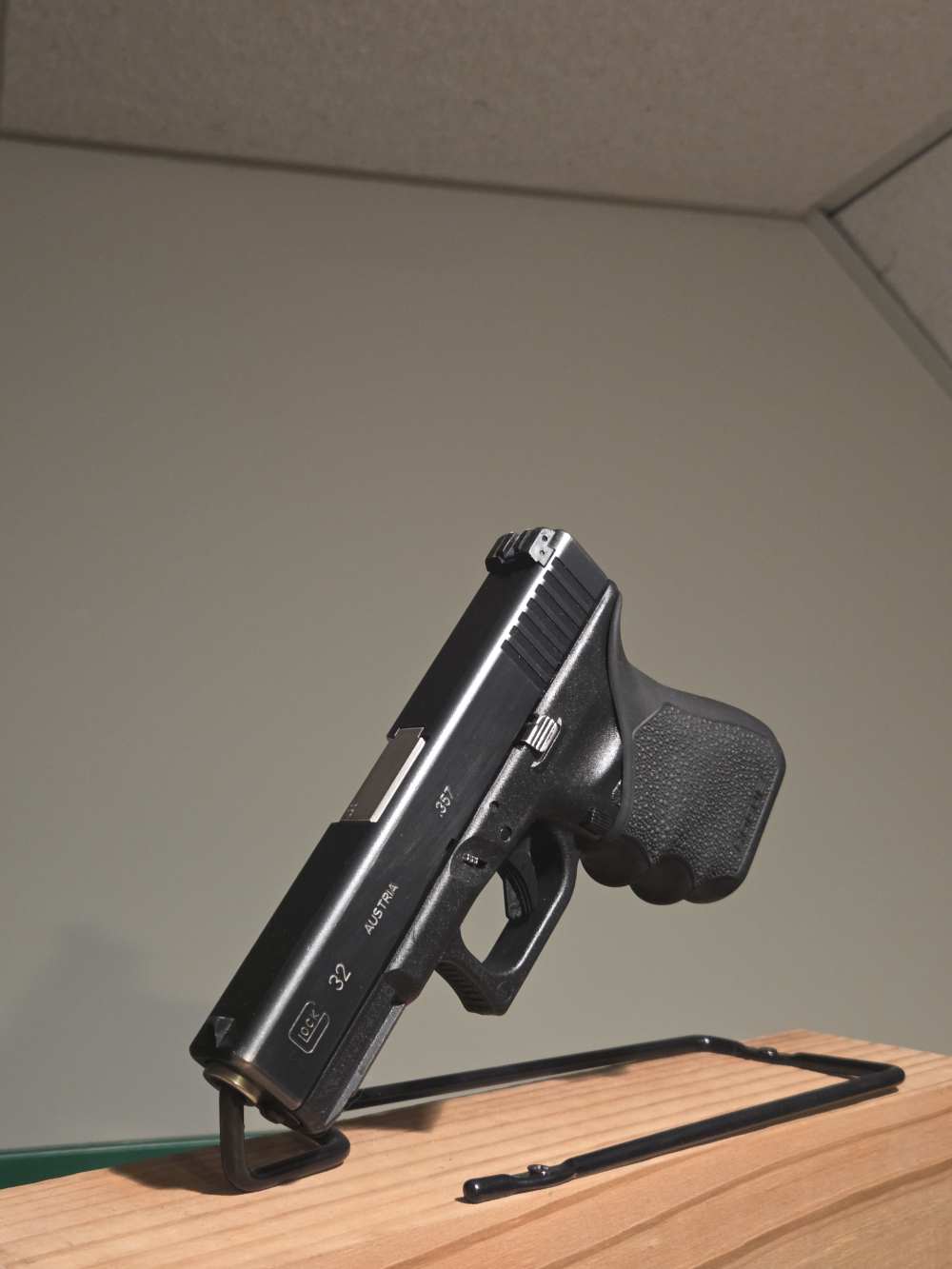 Glock 32 with Polished Barrel -img-4