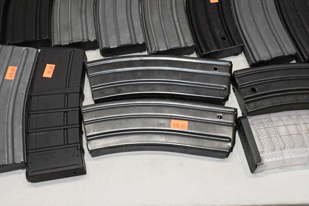 49 Assorted AR15 AR-15 Metal & Plastic 223 5.56 300 BLK Magazines READ-img-14