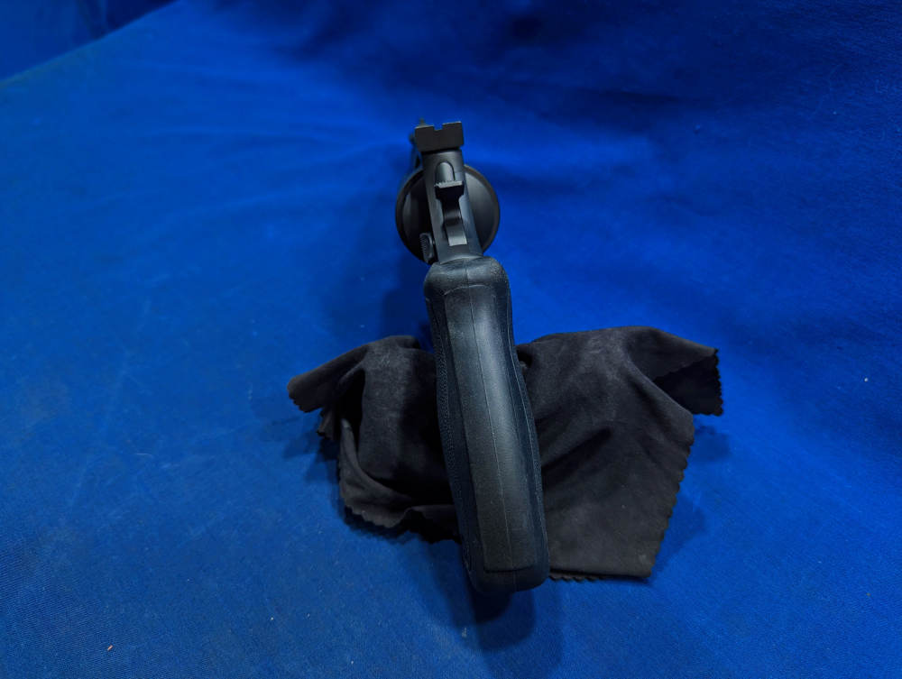Taurus Raging Hunter .44 Mag 5 1/2" Ported Barrel - Matte Black Excellent!-img-8