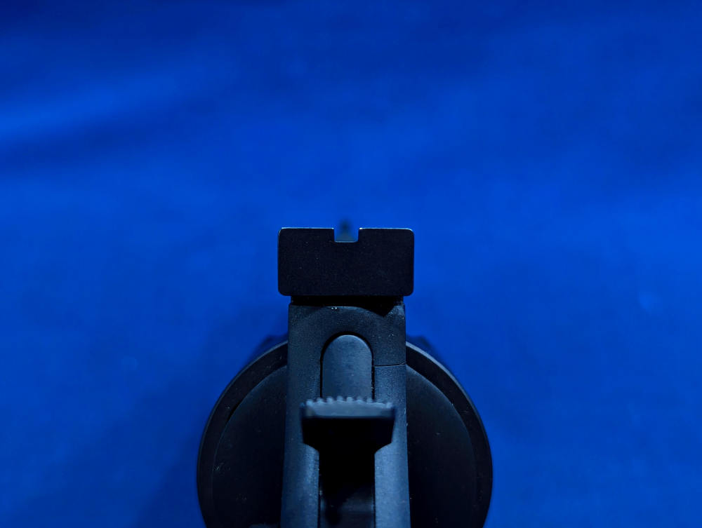 Taurus Raging Hunter .44 Mag 5 1/2" Ported Barrel - Matte Black Excellent!-img-15