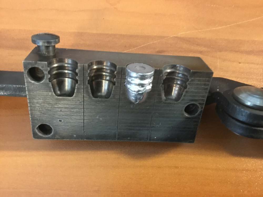 Lyman 452 460 four cavity bullet mold with handles .45 cal. (LY4C)-img-3