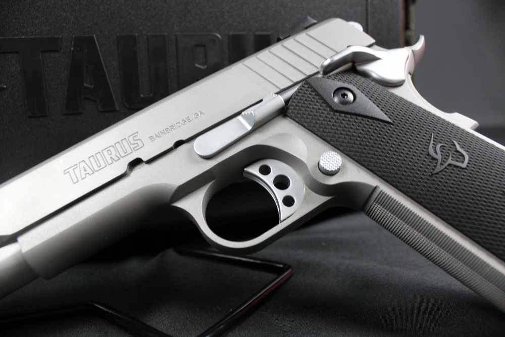 Taurus 1911 Pistol-img-12