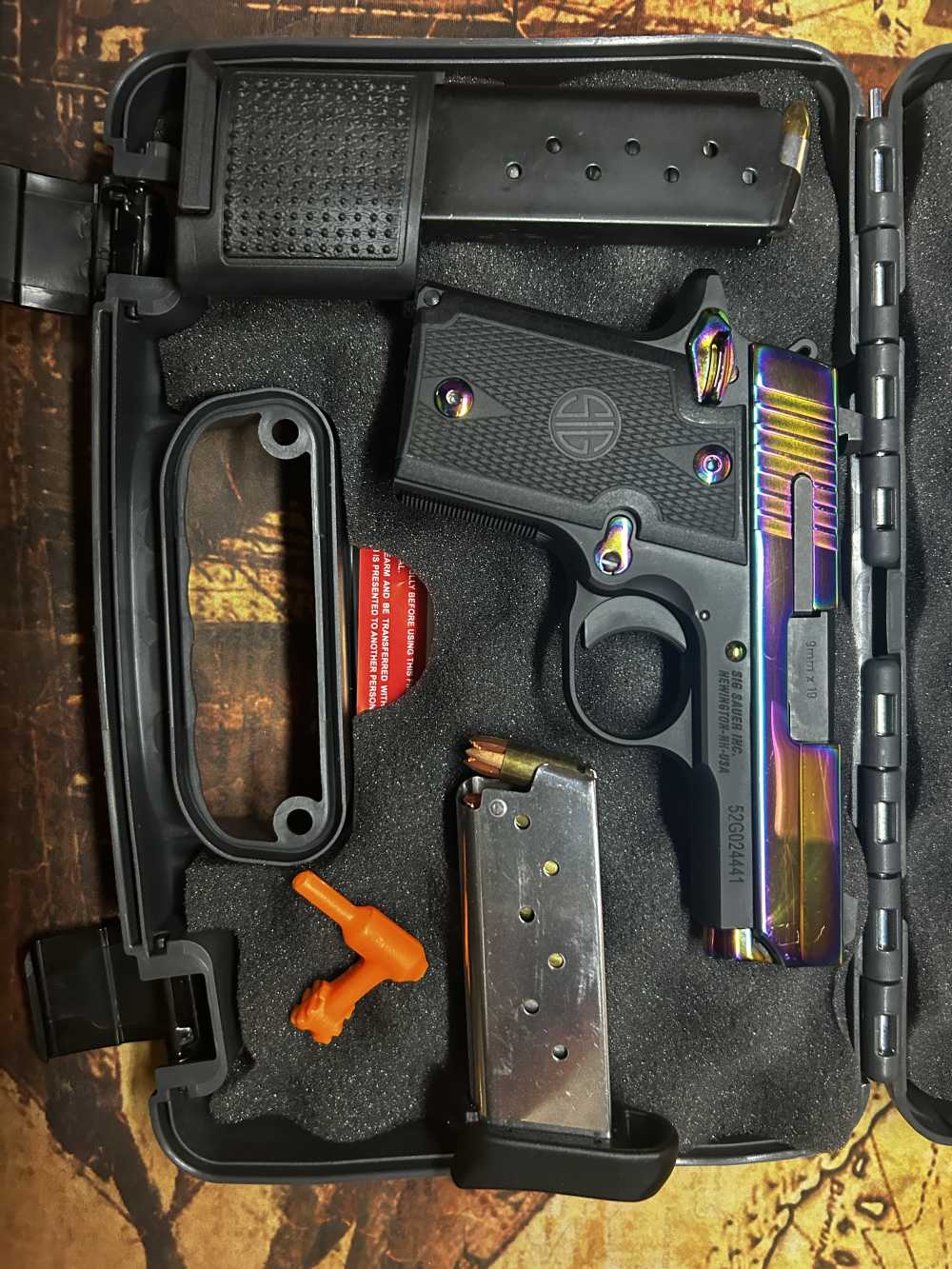 Sig Sawyer p938 titanium rainbow. With extras.-img-0