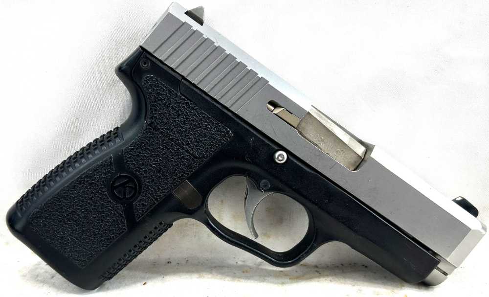 Kahr Arms CW40 Semi-Automatic 40S&W Pistol - USED - 71590-img-1