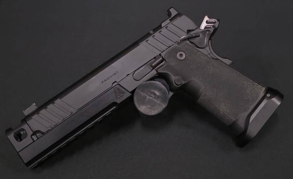 Springfield Armory Prodigy 9MM comes with box and 2 mags-img-2