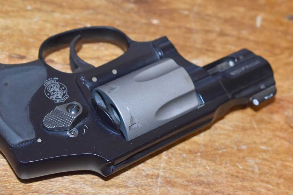 Smith & Wesson Model 340PD .357 Magnum 1.88" Revolver Scandium 163061 Box-img-8