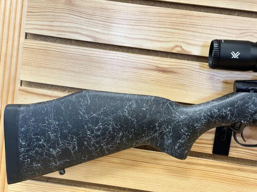 Weatherby Vanguard 25-06 w/ Vortex Viper HD 3-15 x 44-img-2