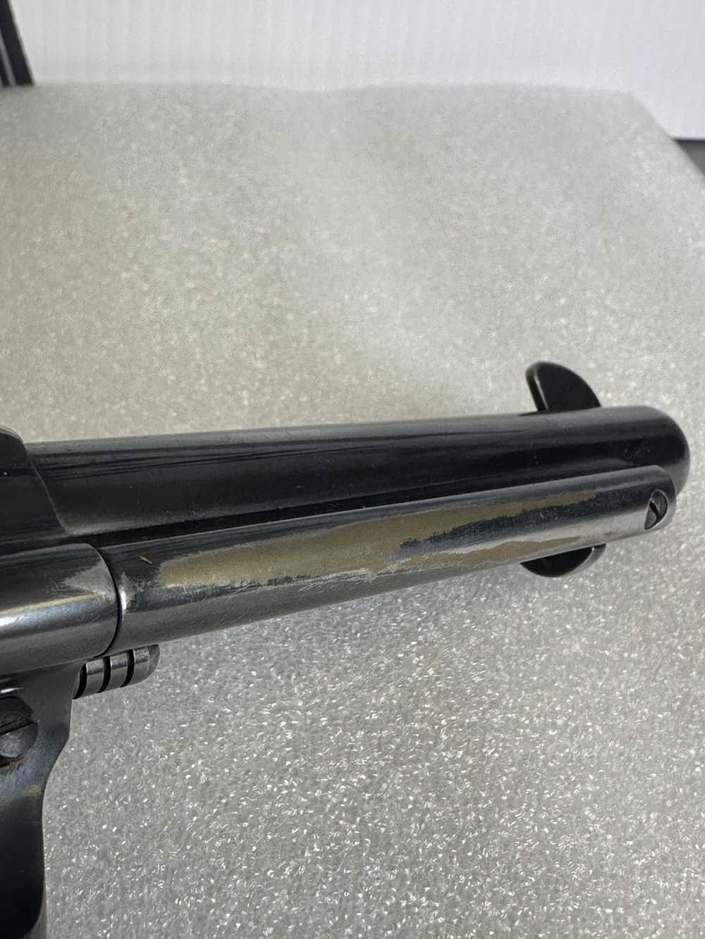 Ruger New Vaquero .45 Colt 5.5" Barrel – Case Hardened – Wood Grips-img-6