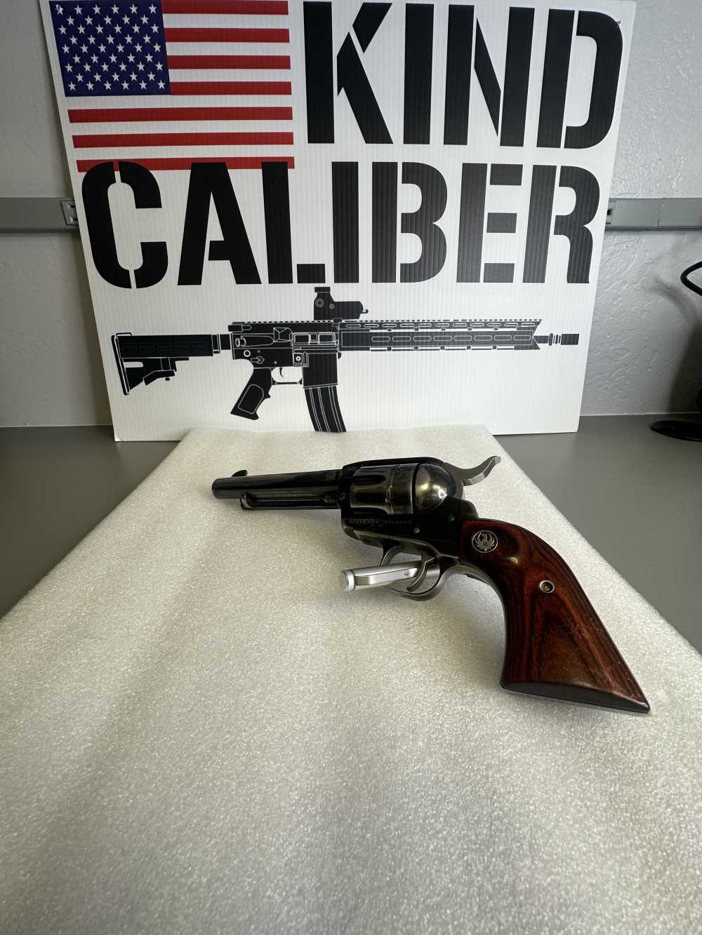 Ruger New Vaquero .45 Colt 5.5" Barrel – Case Hardened – Wood Grips-img-0