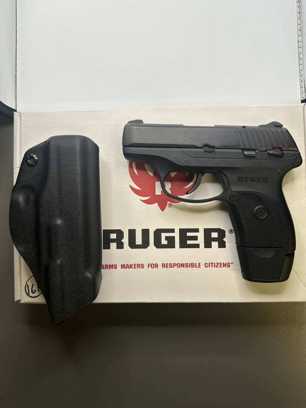 Ruger LC9 9mm – Original Box – Extended Mag – Holster -img-2