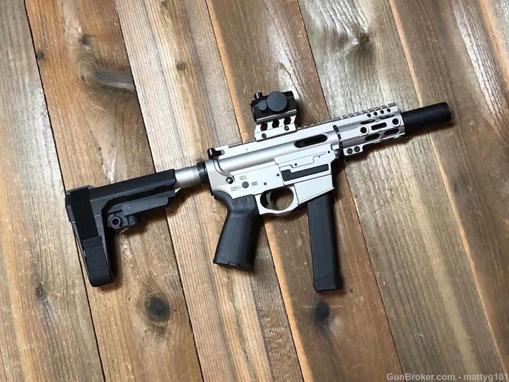 Custom AR-15s Engraved & Cerakoted to suit -img-15