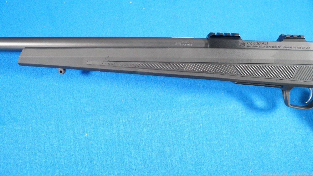 CZ 600 ALPHA .223 REMINGTON BLACK 5 ROUNDS (CZ07401)-img-4
