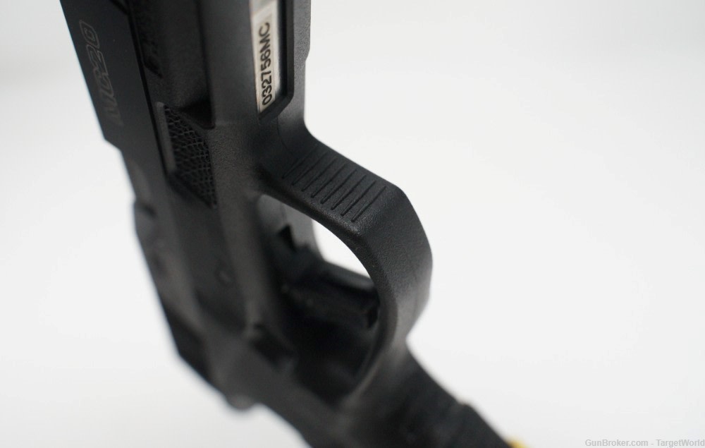 MOSSBERG MC2C 9MM WITH MANUAL SAFETY BLACK 15 ROUNDS (MO89014)-img-18