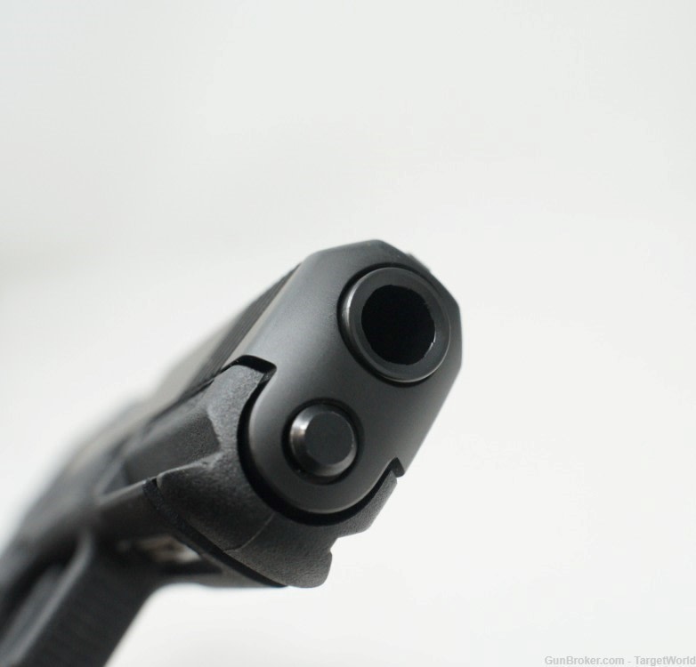 MOSSBERG MC2C 9MM WITH MANUAL SAFETY BLACK 15 ROUNDS (MO89014)-img-15