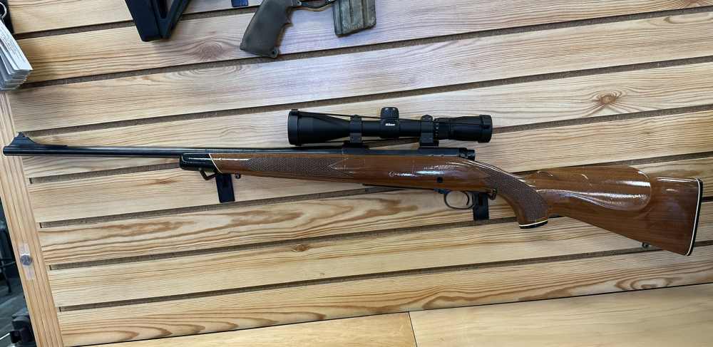 Winchester Model 70 XTR 243 win w/ Nikon Buckmaster II 3-9x40-img-1