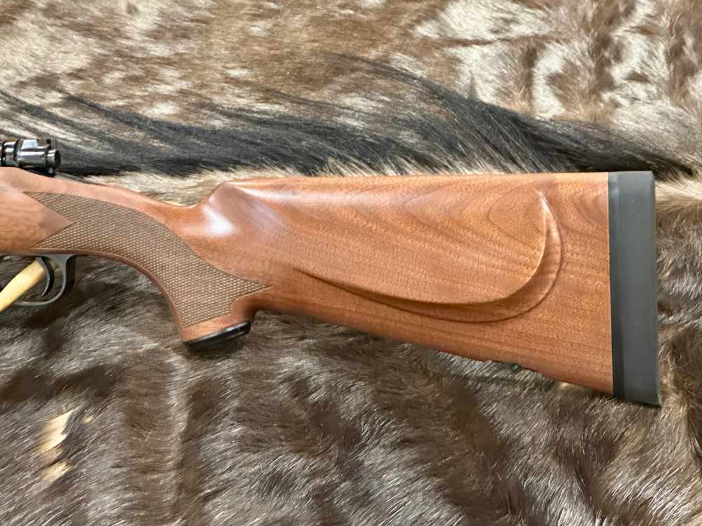 WINCHESTER MODEL 70 SUPER GRADE 270 WIN 24" BARREL, FREE SAFARI-img-9