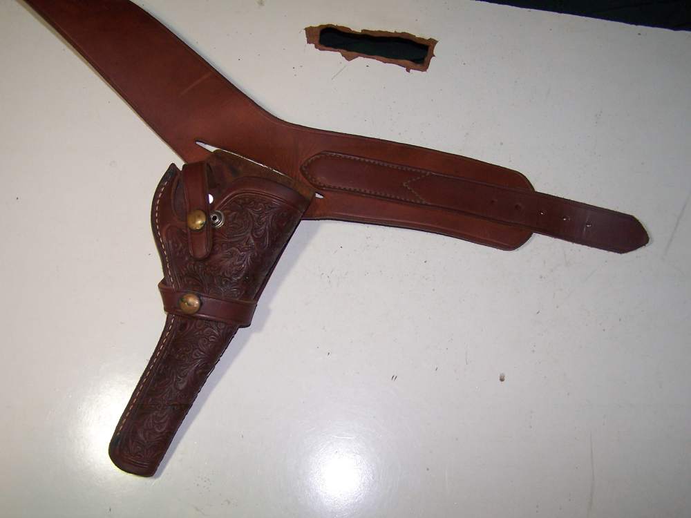 H&R Sportsman .22LR 9 Shot Pistol-img-9