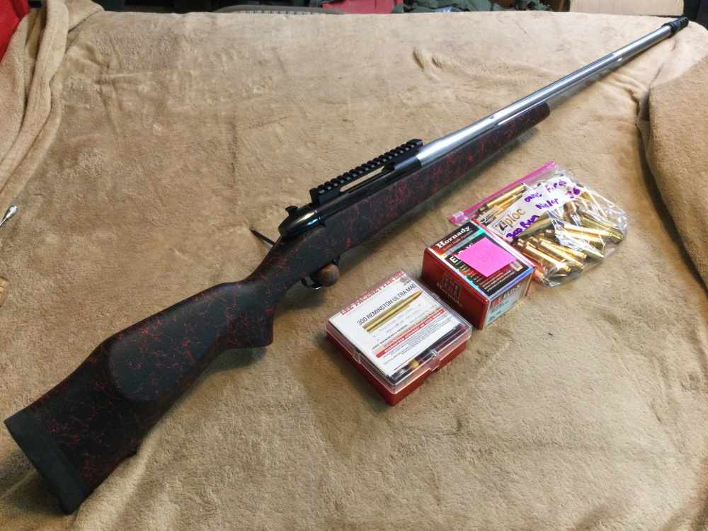 CUSTOM WEATHERBY LH MARK V RIFLE in .300 RUM Cal. W/ACCESSORIES-img-0