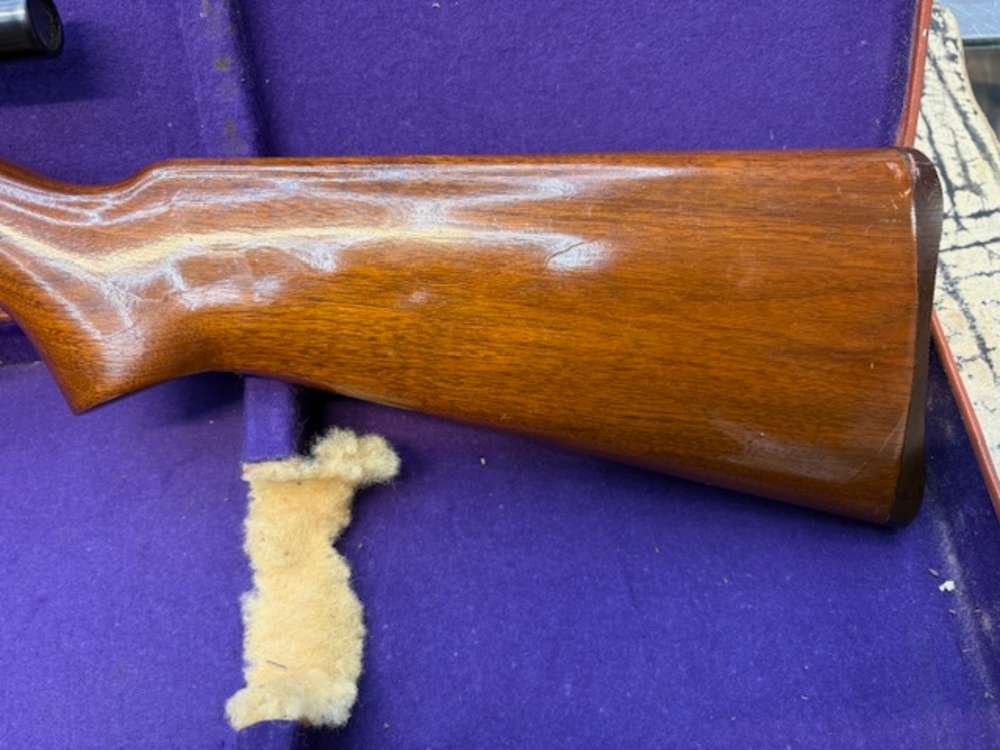 JC Higgins model 36 .22 with scope and metal hard case-img-12