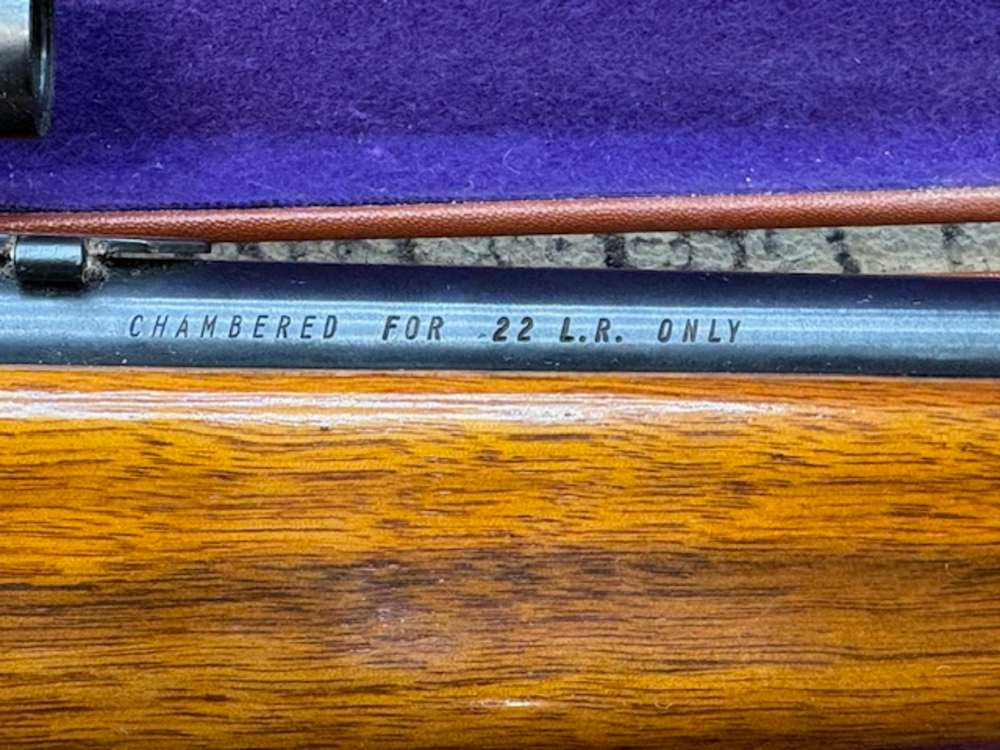 JC Higgins model 36 .22 with scope and metal hard case-img-3